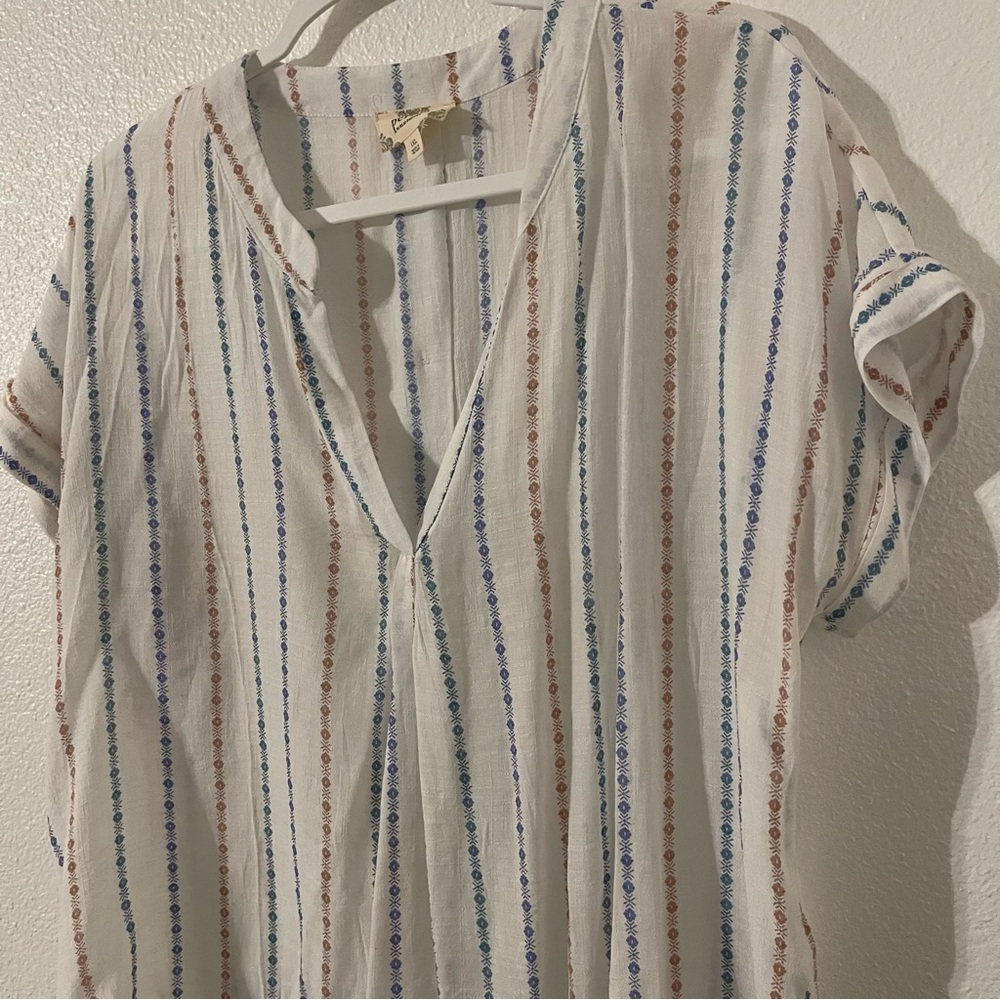 Perch Womens Top Plus Size 1XL Blue Floral Striped Lightweight V Neck Blouse - Picture 4 of 10